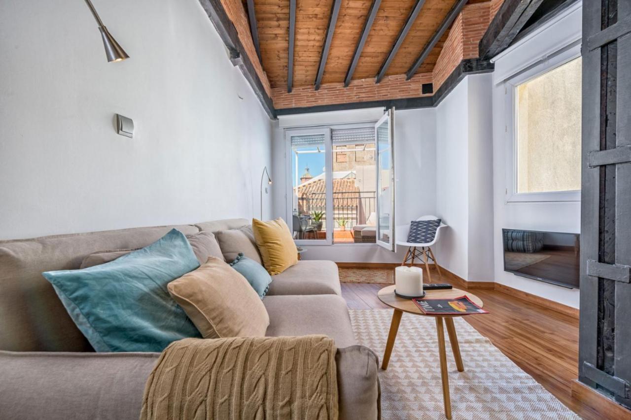 Tina In By Solaga Homes Apartment